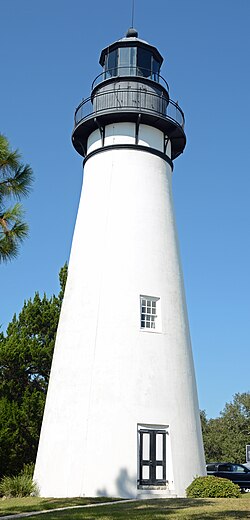 Amelia Island Lighthouse lit up at night